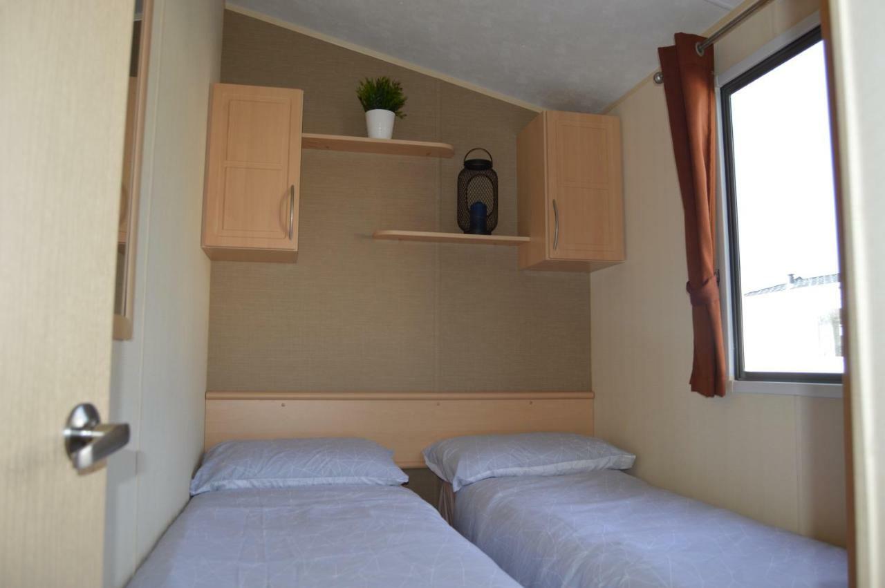 Static Caravan-Haven, Lake District Hotel Flookburgh Екстериор снимка