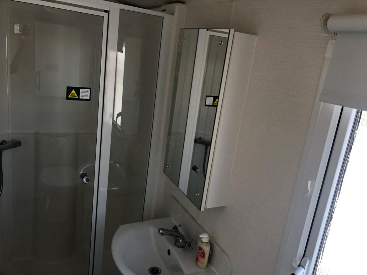 Static Caravan-Haven, Lake District Hotel Flookburgh Екстериор снимка